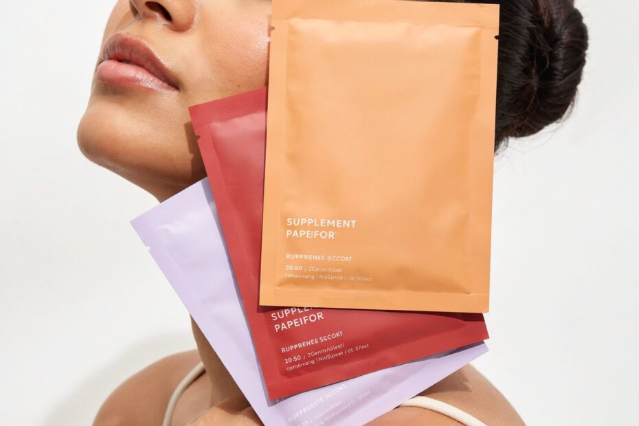 Glowwell Anti-Aging Skincare Line | Packaging & Product Showcase | Cohesive Color Palette